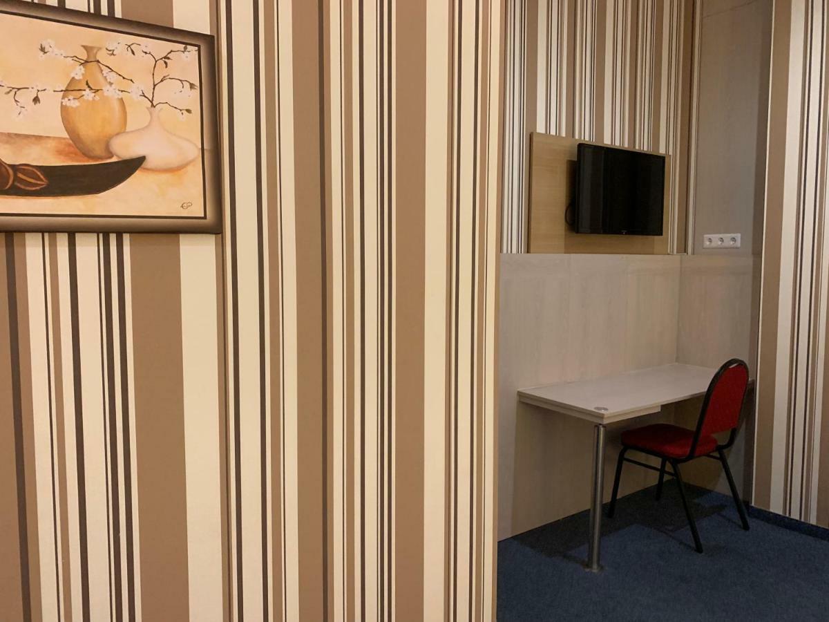 Hotel New Fair Munich Messe Екстер'єр фото