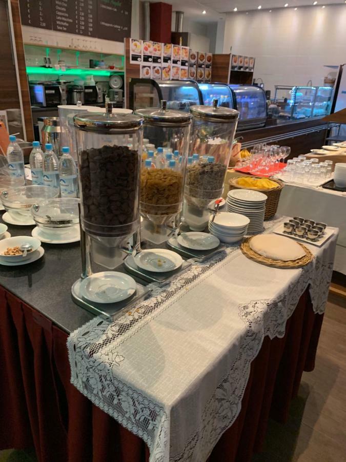 Hotel New Fair Munich Messe Екстер'єр фото
